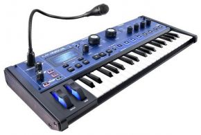 NOVATION MiniNova синтезатор с вокодером 37 клавиш, VocalTune и классический вокодер, 256 тембров