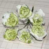 Бумажный цветок 'Роза' с глиттером, цвет - белый/зеленый, 1 связка 6 цветов