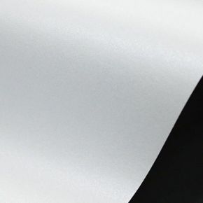 Дизайнерская бумага гладкая с перламутровым покрытием, цвет - белоснежная (Ice White), 20х30см