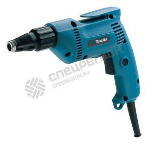 Шуруповерт Makita 6821