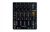 Allen &amp; Heath XONE:DB4 Цифровой четырехканальный DJ-микшер с четырехъядерным DSP-процессором, возможностью подключения других устройств по протоколу X:LINK, мощным встроенным лупером, микрофонным и линейными каналами. Расширенный MIDI-функционал, встроенный 16-канальный USB-аудиоинтерфейс, АЦП/ЦАП 24 бит/96 кГц и прочие профессиональные возможности микшера полностью удовлетворят все ваши потребности.