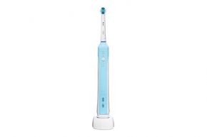 Зубная щетка Braun Oral-B PRO 500 Cross Action белый/голубой