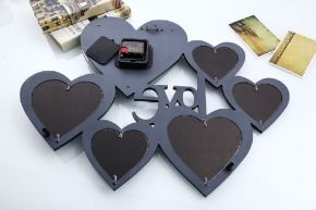 Часы в форме сердечек с фоторамками Love